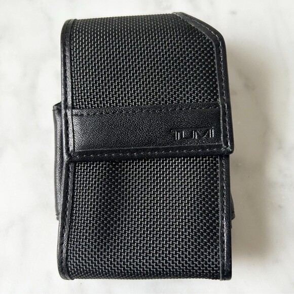 Vintage Tumi Flip Phone Case Black Leather/Nylon Magnetic Closure Belt Clip - Picture 1 of 9